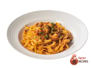 Паста з рагу з грудки індички за рецептом Джеймі Олівера