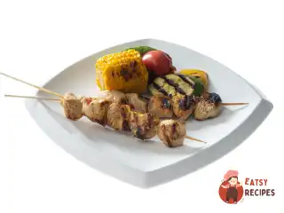 Шашлики з маринованої грудки індички