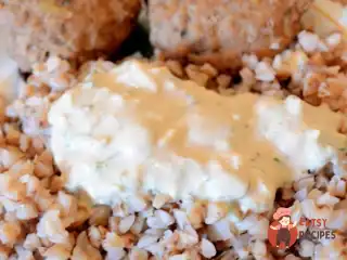 Соус перчільо зі сметаною та сиром фета