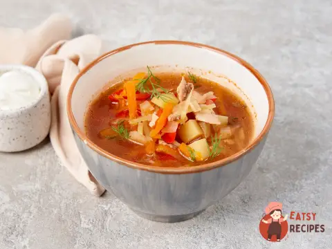 Курячий суп із капустою