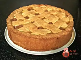 Яблучно-ананасовий пиріг