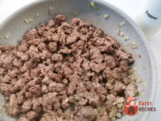 Крок 4: Млинці з фаршем