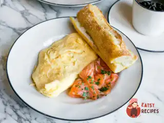 Омлет із вершками та морською сіллю