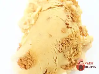 Карамельне морозиво з печивом Biscoff