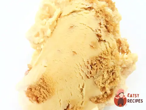 Карамельне морозиво з печивом Biscoff