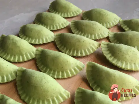 Шпинатні вареники
