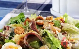 Салат «Цезар» З Куркою Та Анчоусами.