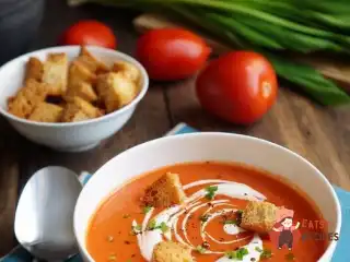 Гаспачо з болгарським перцем та авокадо