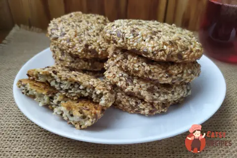 Печиво з кунжутом і лляним насінням