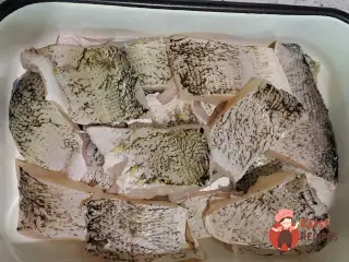 Крок 6: Домашній оселедець з річкової щуки