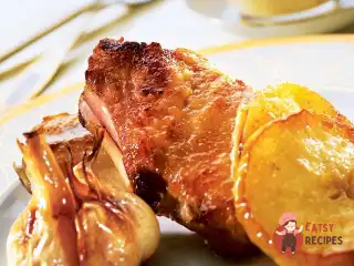 Свинина по-валлійськи з часниковим фланом