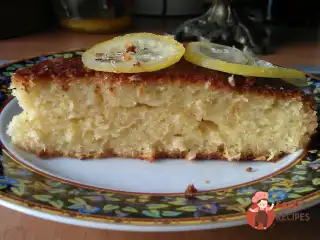 Кокосовий кекс з лимонним сиропом