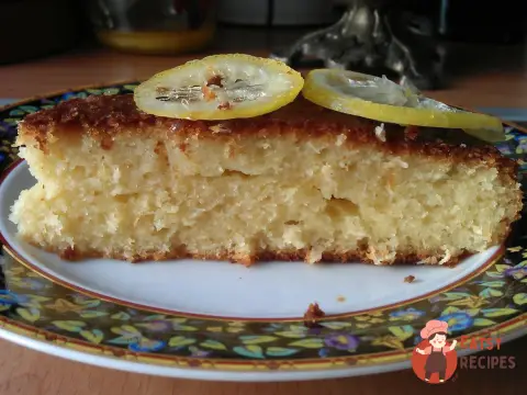 Кокосовий кекс з лимонним сиропом