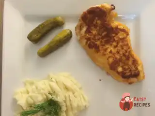 Курячий ескалоп з картопляним пюре