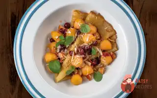 Млинці З Яблуком, Журавлиною Та Мигдалем