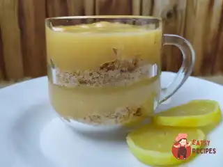 Десерт «Наполеон із лимонним кремом»