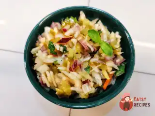 Салат із квашеної капусти