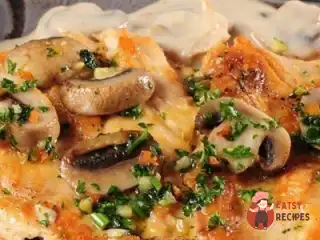 Куряче філе з грибами