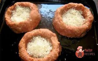 М'яСні Гнізда З Сиром Та Яйцями