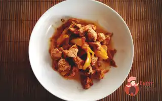 Маринована Індичка З Овочами (Tacchino Con Pepe Giallo)