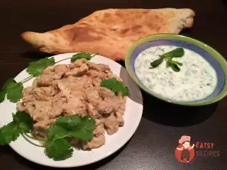 Куряче каррі з манго та м'ятною райтою