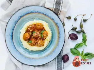 Польпетте з курки з томатною сальсою