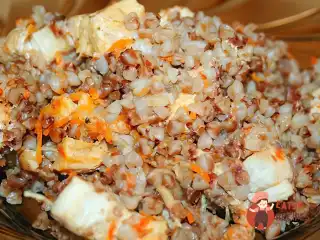 Гречка з куркою в мультиварці