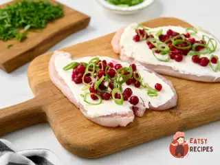 Крок 4: Курячі рулетики з брусницею