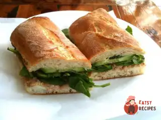 Сендвіч з куркою з чіабаттою
