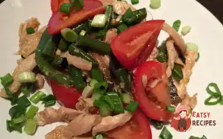 Салат Із Курки, Маринованої В Імбирі