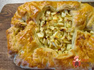 Пиріг з яблуками та ріккоттою