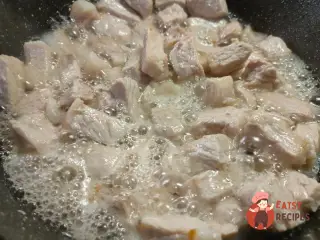 Крок 5: М'ясо з журавлиною