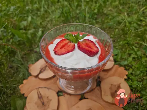 Сирно-полуничний десерт