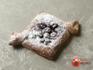 Булочки з вишнею
