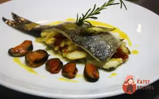 Морський Вовк, Фарширований Овочами, З Мідіями Та Шафрановою Олією