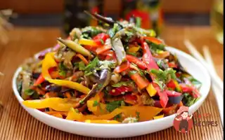 Баклажани З Куркою По-Корейськи