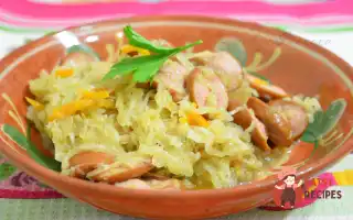 Бюргерська Тушкована Капуста З Сосисками Та Розмарином