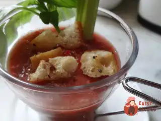 Гаспачо із сухариками