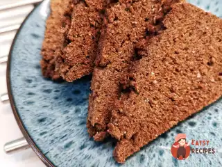 Хліб із лляної муки в мікрохвильовій печі