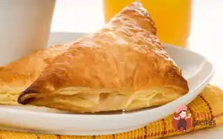 Яблучні Турновери З Горгонзолою Та Волоськими Горіхами