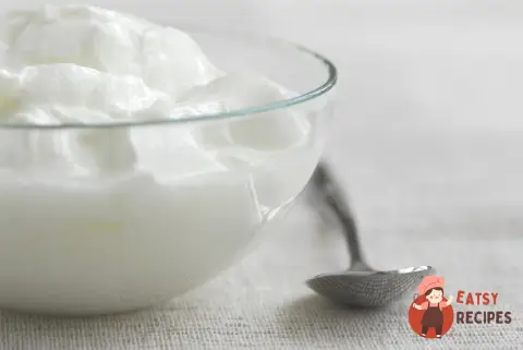 Натуральний домашній йогурт
