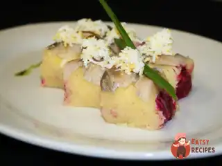 Роли з оселедцем під шубою