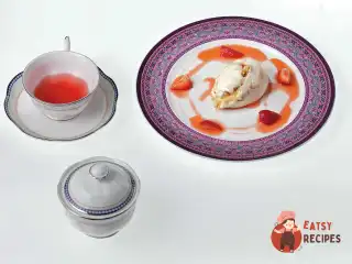 Чізкейк із полуницею