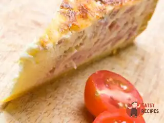 Пиріг із листкового тіста з беконом по-лотарингськи