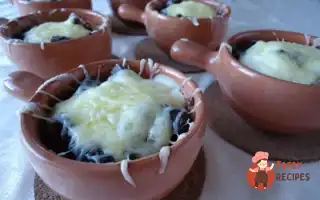 Морепродукти У Вершковому Соусі, Запечені У Кокотницях.