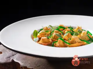 Різотто з лисичками та желе з кропу