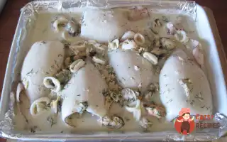 Фаршировані Морепродуктами Кальмари, Запечені У Вершковому Соусі