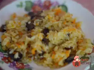 Овочевий плов із печерицями