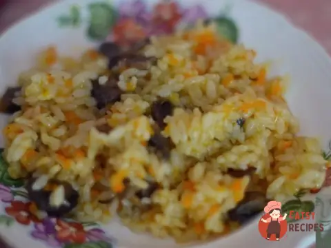 Овочевий плов із печерицями