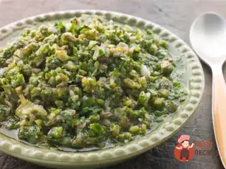 Огіркова заправка для салатів з імбиром та чилі